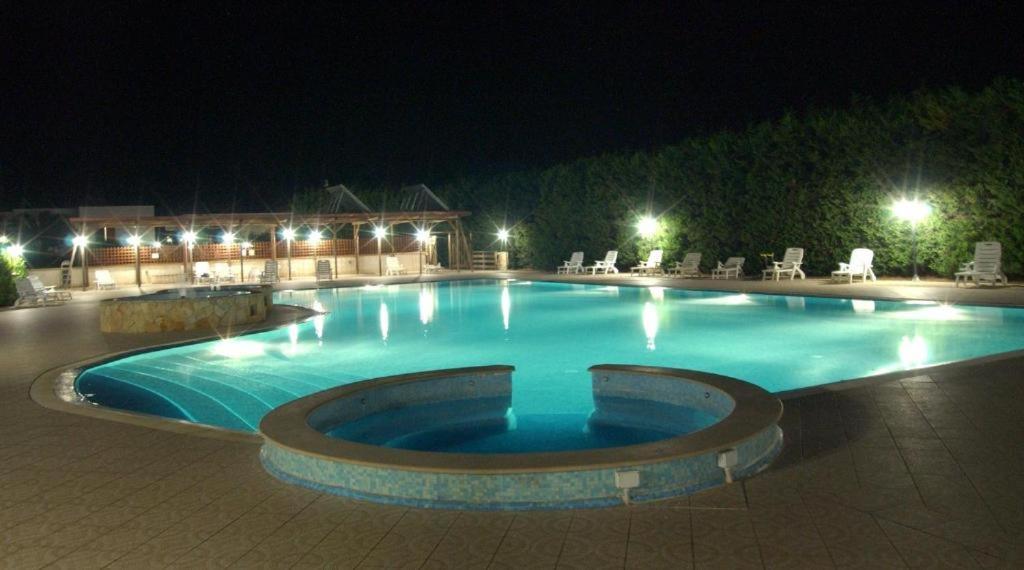 Tenuta Don Monaco - Agriturismo 圣凯撒利亚温泉 外观 照片